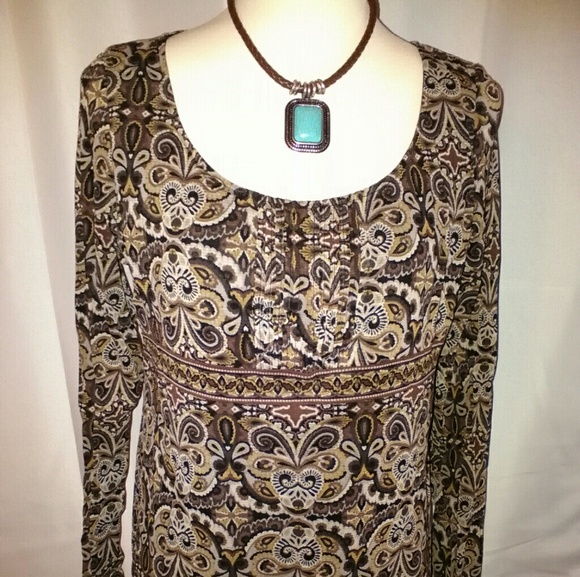 EUC sheer top with black camisole - Picture 1 of 3